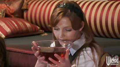 La première vidéo porno de Zoey Nixon à 18 ans