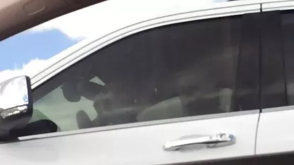 Elle adore se faire mettre sur le dos et se faire enculer