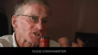 Mon mari ne me baise pas assez Voulez-vous le faire vous-même?