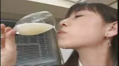 La vérité est que la fille de ma nouvelle femme est très affectueuse