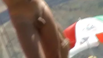 Avant de me rendre au travail, maman me suce du scandale