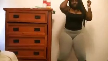 Couple de copains ayant une bonne baise sur la webcam