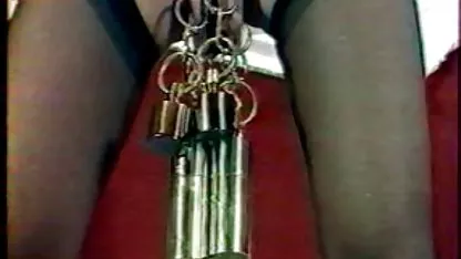 Son cousin prend la bite de son cousin dans sa bouche