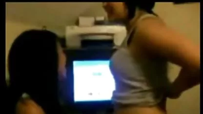 Chupa voisin, suce je sais que tu l'attends avec impatience !!