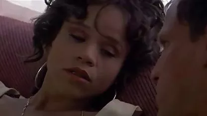 Comme la femme mature aime un bon et se fait sodomiser