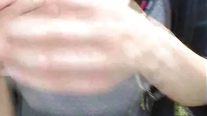 Le gars du service ne peut plus le prendre et baise ce mature