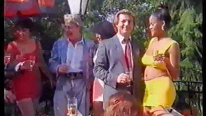 Amy Anderssen et son énorme paire de nichons opérés