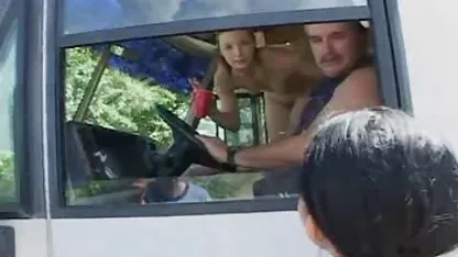 Creampie vaginale pour la belle et sensuelle espagnole Nekane