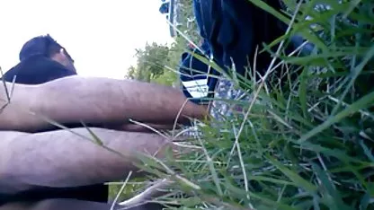 Superbe teen asiatique babe baisée dans la baignoire