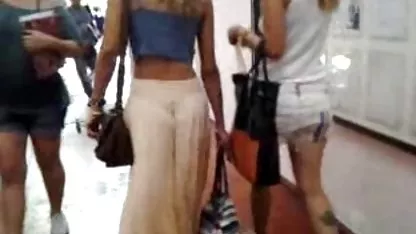 Flower Tucci baisée par le pollon noir de Lex Steele