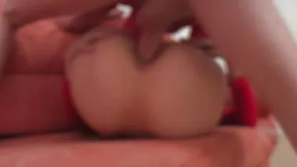 Normal que tu aimes tellement les seins de ta chère mère