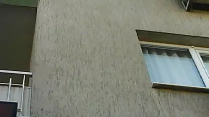 Pauvre fille blonde, petite baisée va porter le noir