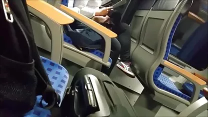 Comme le hardi aime sucer les couilles et le coq