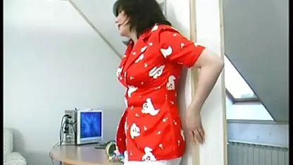 L'entraîneur de Kayden Kross met un lourd coup de pied