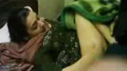 Baise lesbienne entre Britney Amber et Naomi Woods