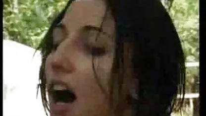 Rich écolière japonaise se masturbe sa bite poilue