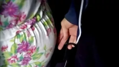 Ils quittent le restaurant parce qu'un couple se fait baiser